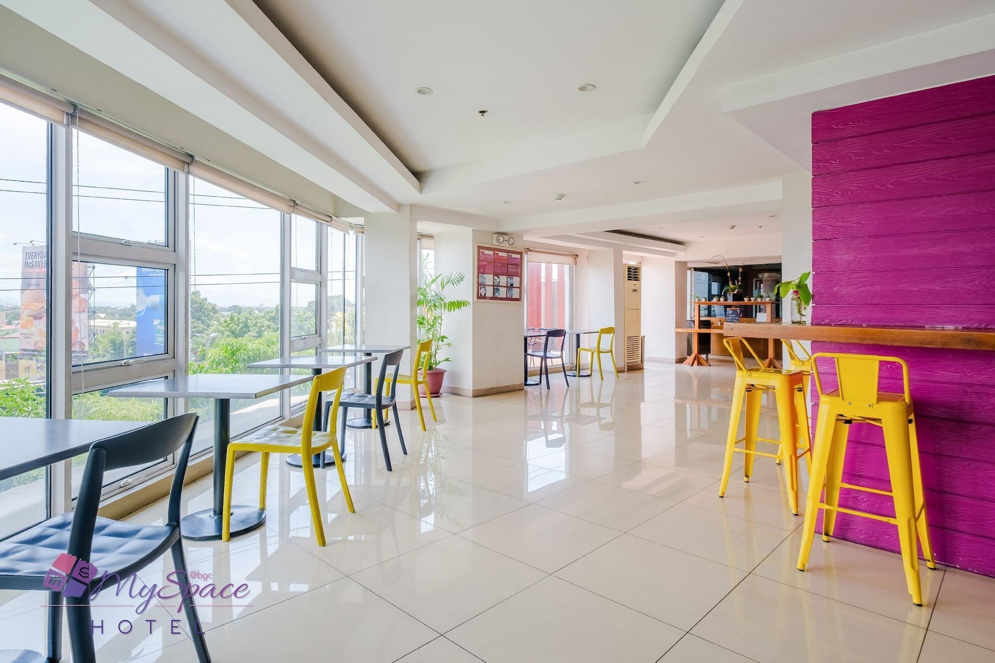 Myspace Hotel @Bgc Pasig City Zewnętrze zdjęcie
