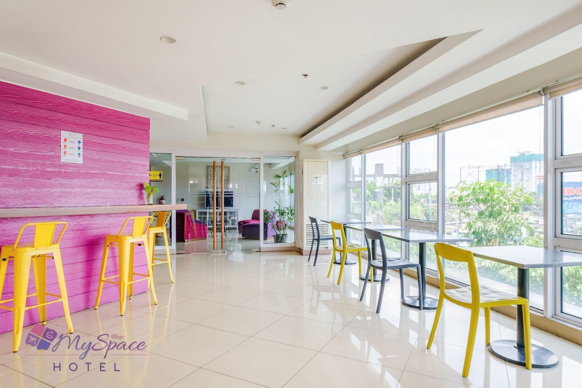 Myspace Hotel @Bgc Pasig City Zewnętrze zdjęcie